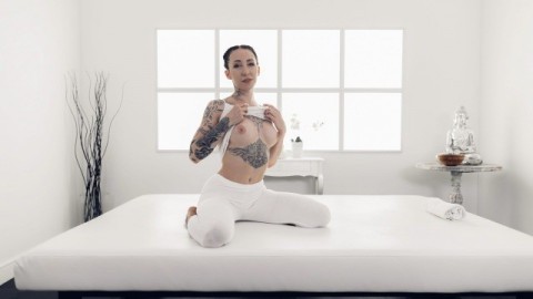 MassageRooms - Tattooed Dutch girl Esluna loves to please